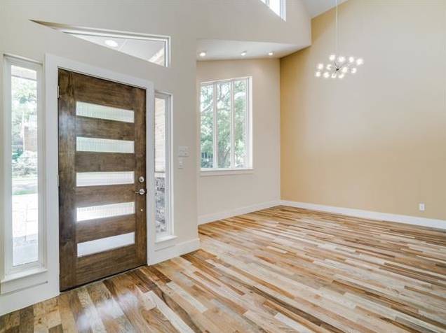 3772-Seguin-Drive-Living-2