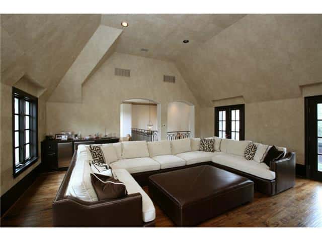 3801-Normandy-game-room