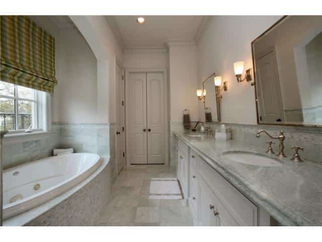 3801-Normandy-girls-bath