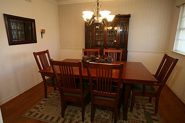 3806-Walnut-Hill-Dining