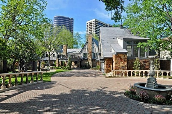 3808-Turtle-Creek-Front-575x381