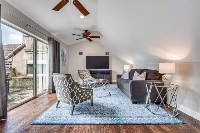 3817-Bowser-Avenue-6