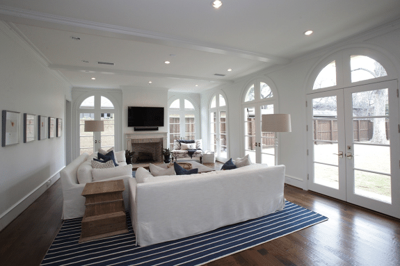 3819-Maplewood-family-room-575x383