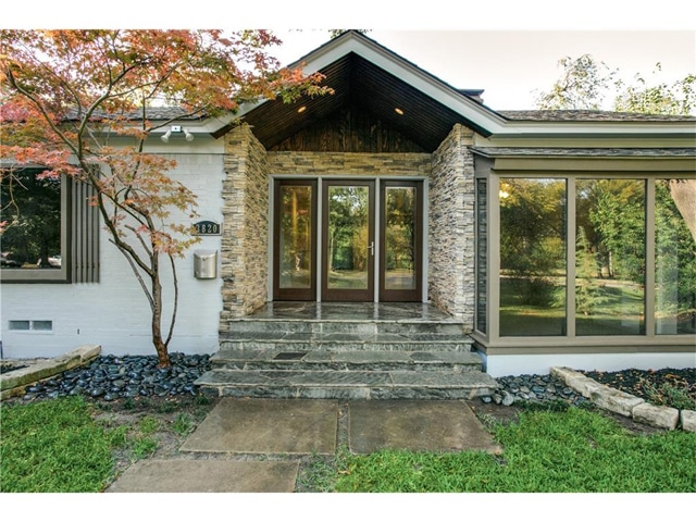 3820-Shorecrest-Front