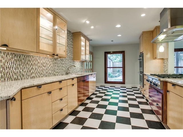 3820-Shorecrest-Kitchen-2