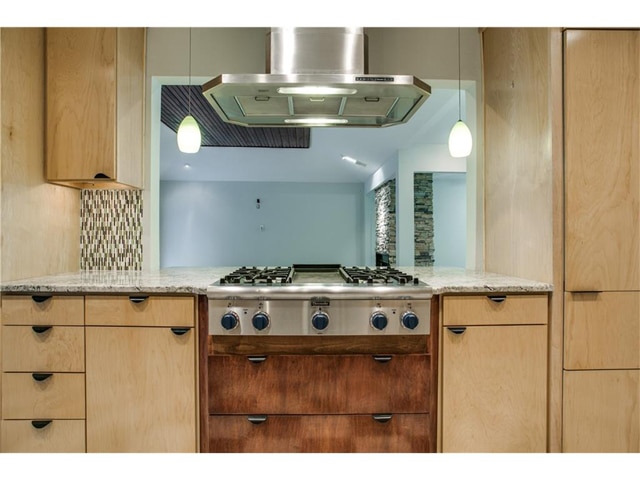 3820-Shorecrest-Kitchen-3