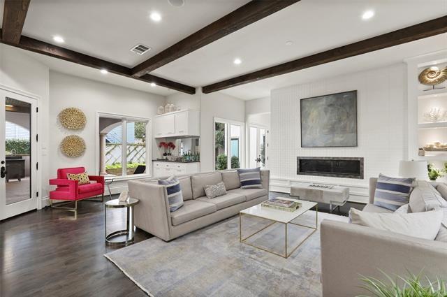 3825-Stratford-covered-patio