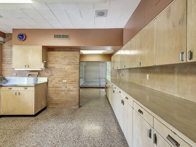 3860-Bellaire-kitchen-3