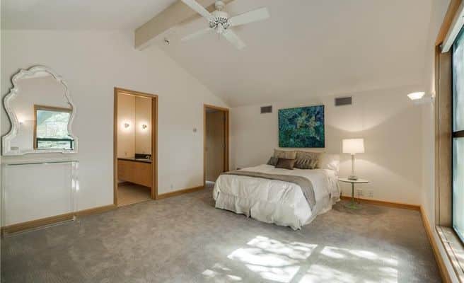 3908-Euclid-guest-bed