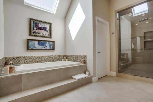 3909-centenary-master-bath-1-tub