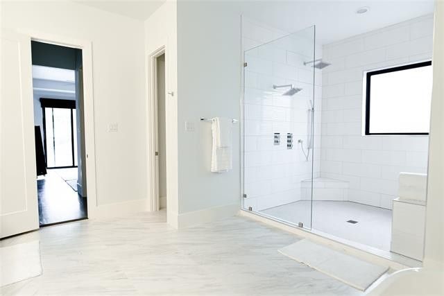 3914-Lively-Lane-entry