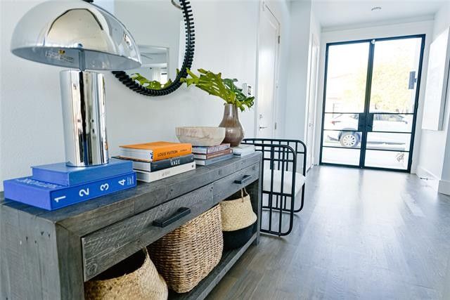 3914-Lively-Lane-entry