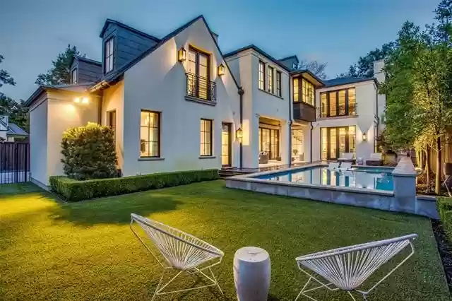 3928-Marquettte-St-0