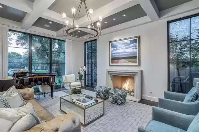 3928-Marquettte-St-0