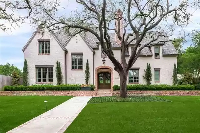 3953-Dalgreen-Drive-28-dog-copy