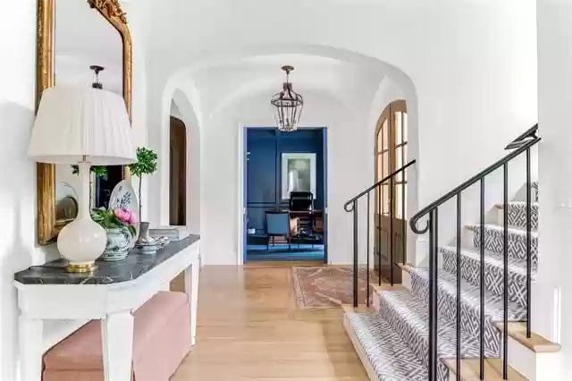 3953-Dalgreen-Drive-28-dog-copy