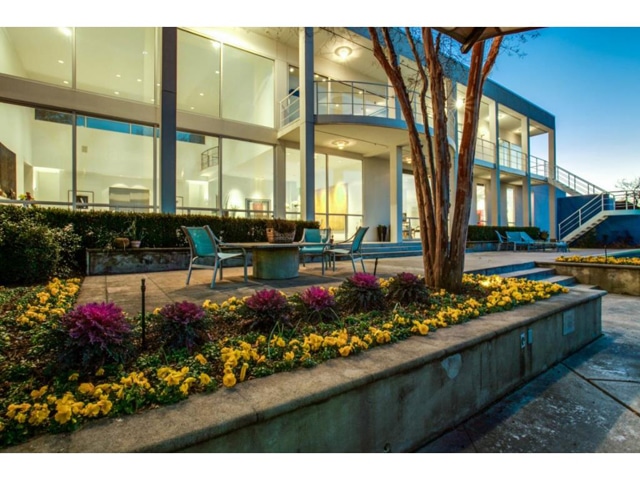 3959-Spinnaker-Run-Outdoor-Dining