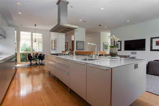 3b91db425230a97a2759f3969f9b56a8l-m3318844582od-w1024_h768_x2_s1