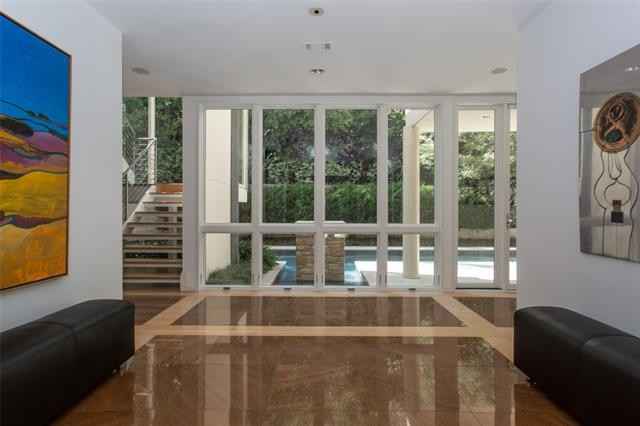 3b91db425230a97a2759f3969f9b56a8l-m3318844582od-w1024_h768_x2_s1