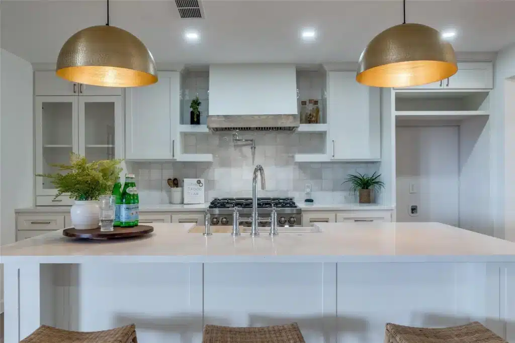 3f8622f003f637cf8394f6f19d627e6cl-m2388852925od-w1024_h768_x2-1024x683