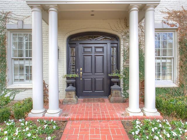 400-Virginia-Place-door1