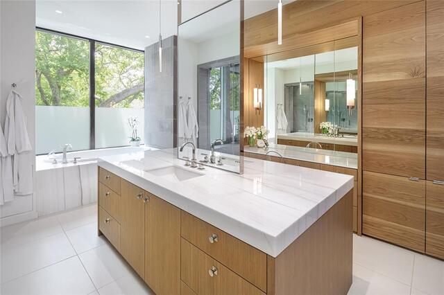 4020-Glenwick-Lane-5