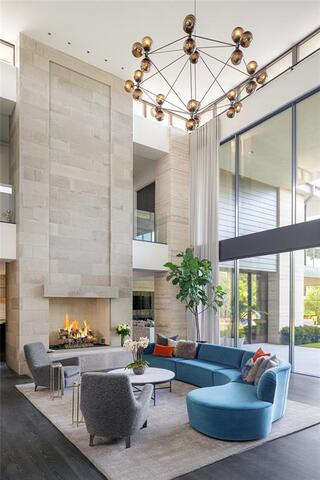 4020-Glenwick-Lane-1