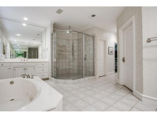 4029-Southwestern-master-bath1
