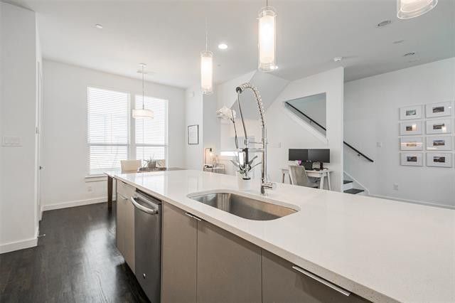 40fd7de750e21f7526877e344446b41dl-m2403183346xd-w1020_h770_q80