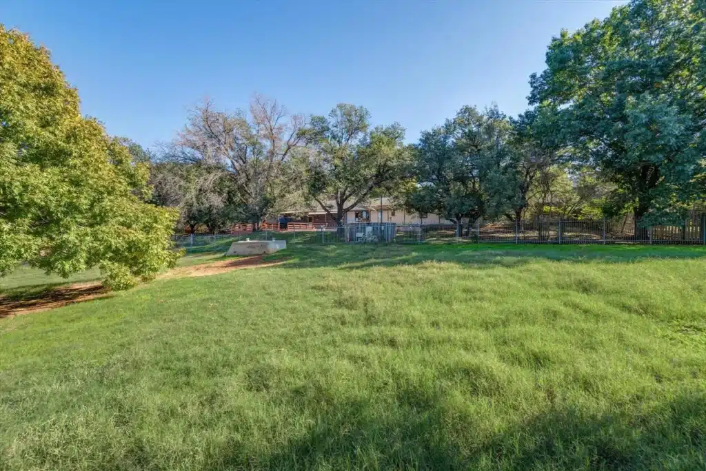 4106-Jackson-Zebra-House-Colleyville-Front-Inset