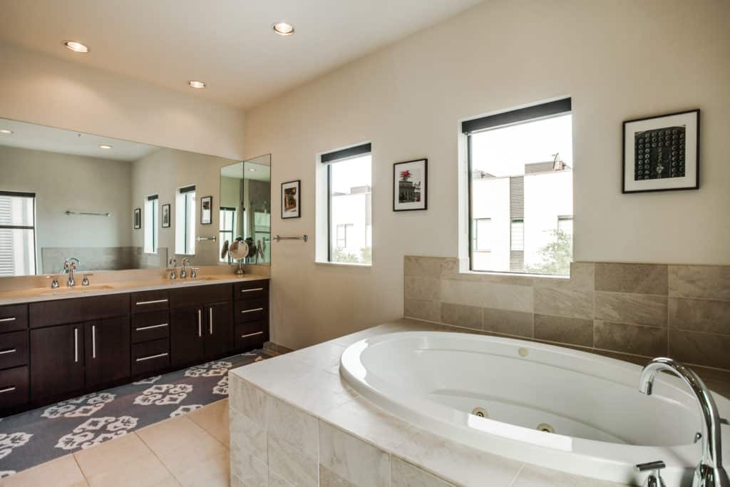 4111-newton-ave-dallas-tx-31-High-Res-17-1024x683