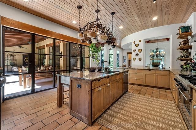 4131-Cochran-Chapel-3