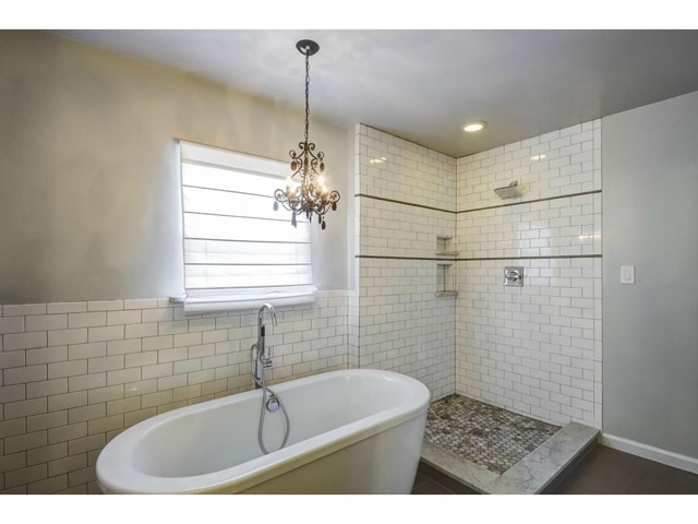 4207-Camden-Master-Bath-2