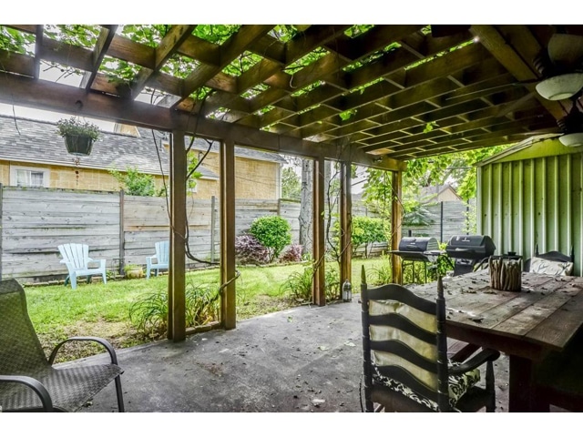 4207-Camden-Patio