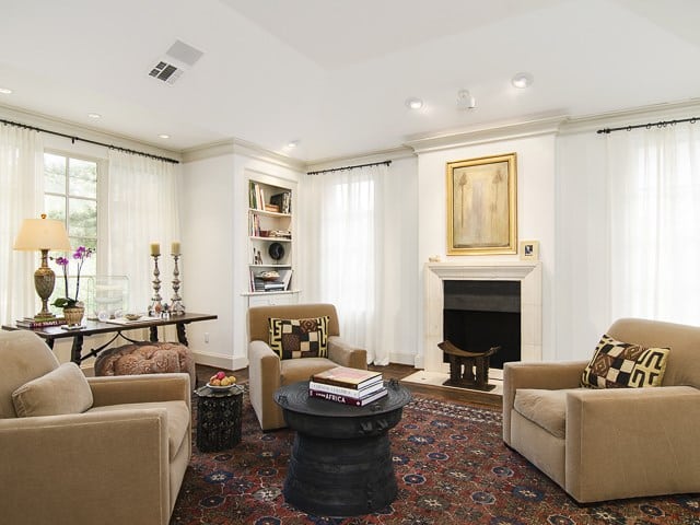 4222-Manning-living-room