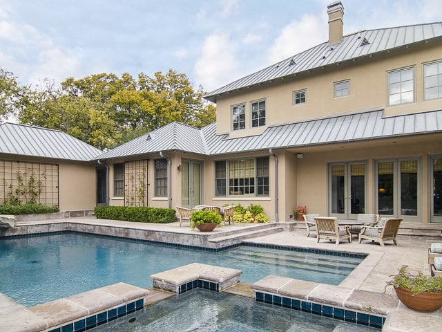 4222-manning-pool-rear-yard