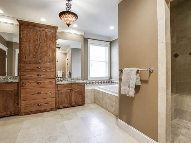 4232-Greenbrier-Master-Bath