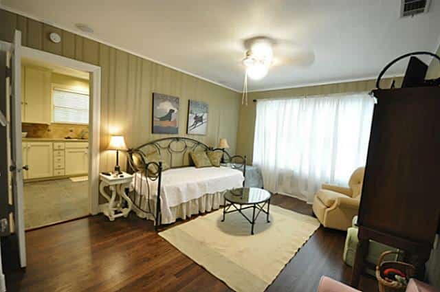 4242-Camden-Second-BedLiving