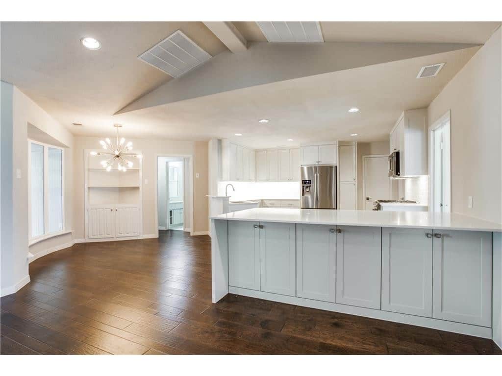 4242-Meadowdale-kitchen-2-1024x768