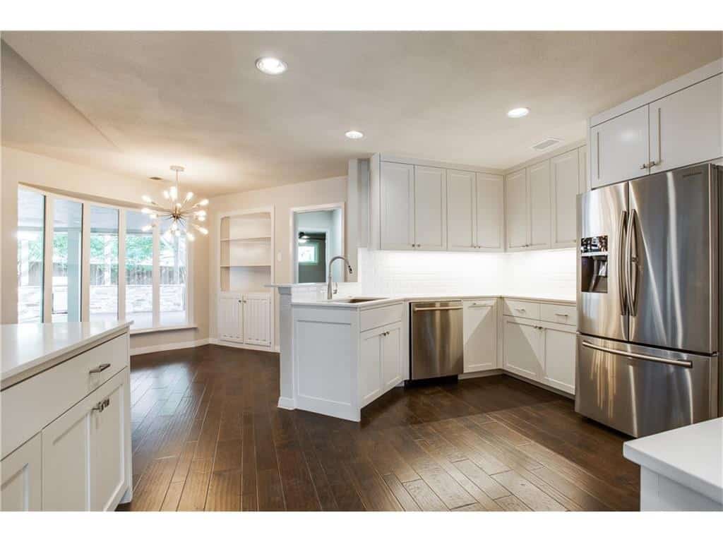 4242-Meadowdale-kitchen-3-1024x768