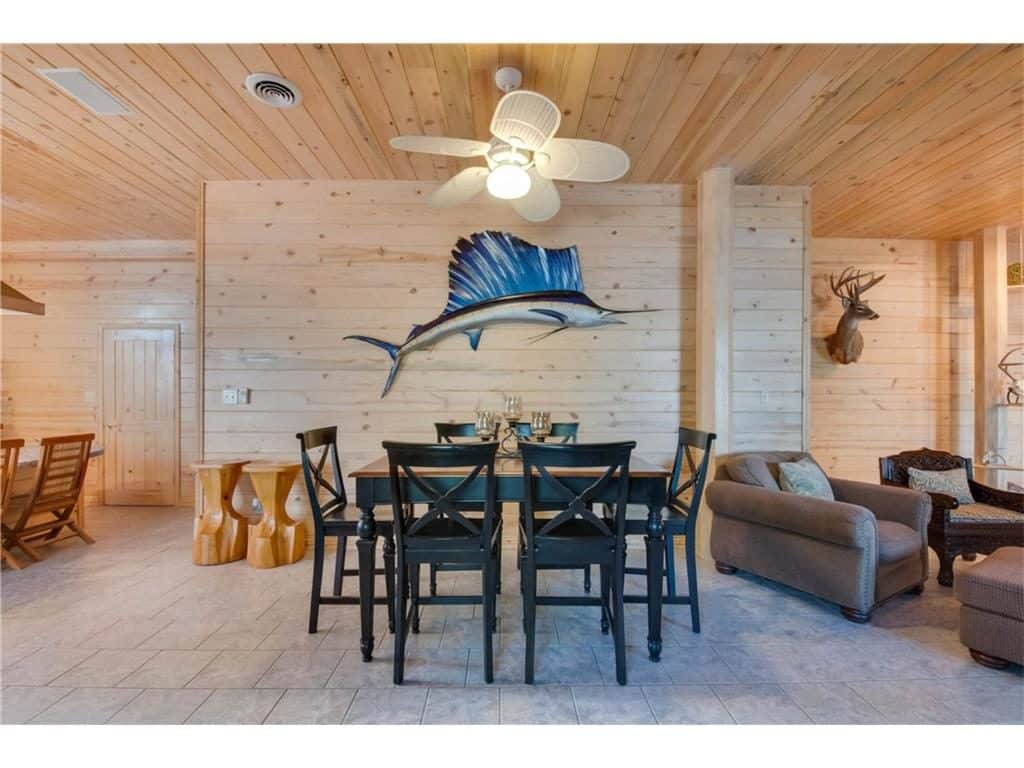 4256-Lakewood-Party-Table-1024x768