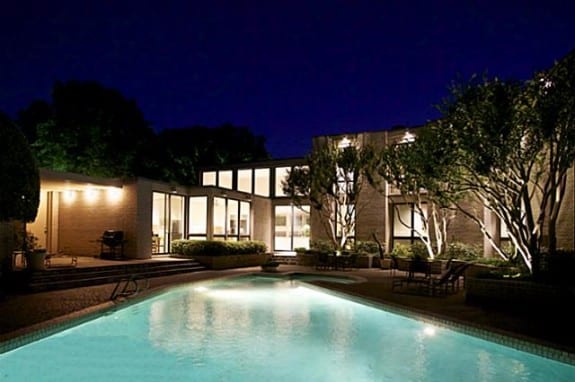 4258-Altura-Pool-Twilight-575x382