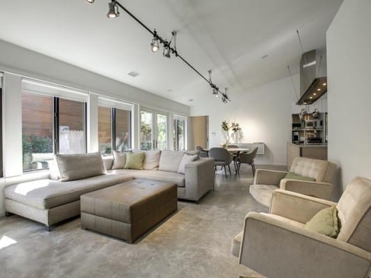 43-Vanguard-Living-533x400