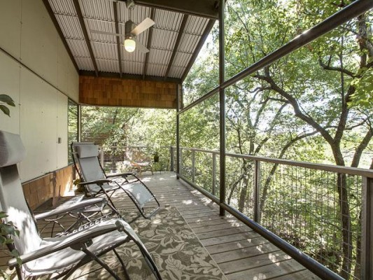 43-Vanguard-Porch-2-533x400