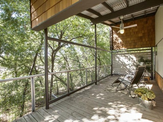 43-Vanguard-Porch-533x400