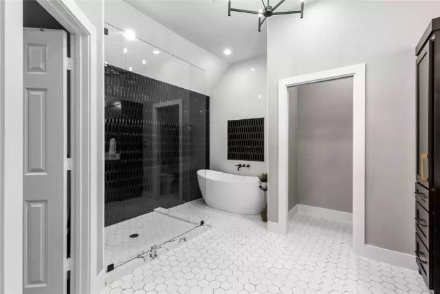 4303-W.-University-Blvd-6