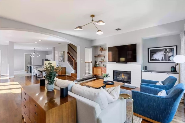 4303-W.-University-Blvd-7