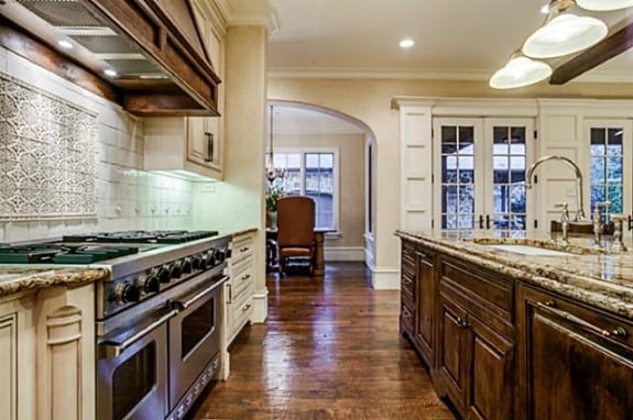 4305-Arcady-kitchen-3-575x382