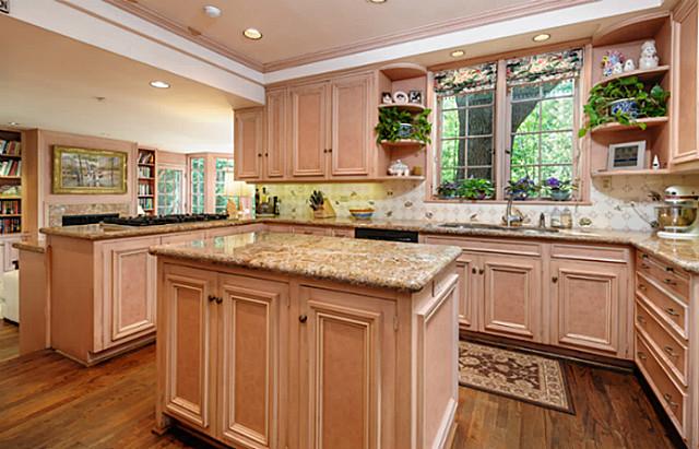 4307-Arcady-kitchen