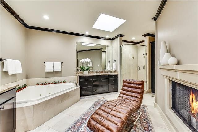 430bcfab6552164bf3d0374ba65747aal-m1265641470xd-w1020_h770_q80